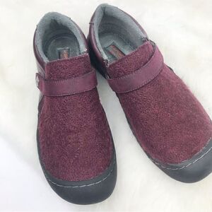 J Sport BLAIR Wine Felted Faux Leather Slip On Slipper Shoes